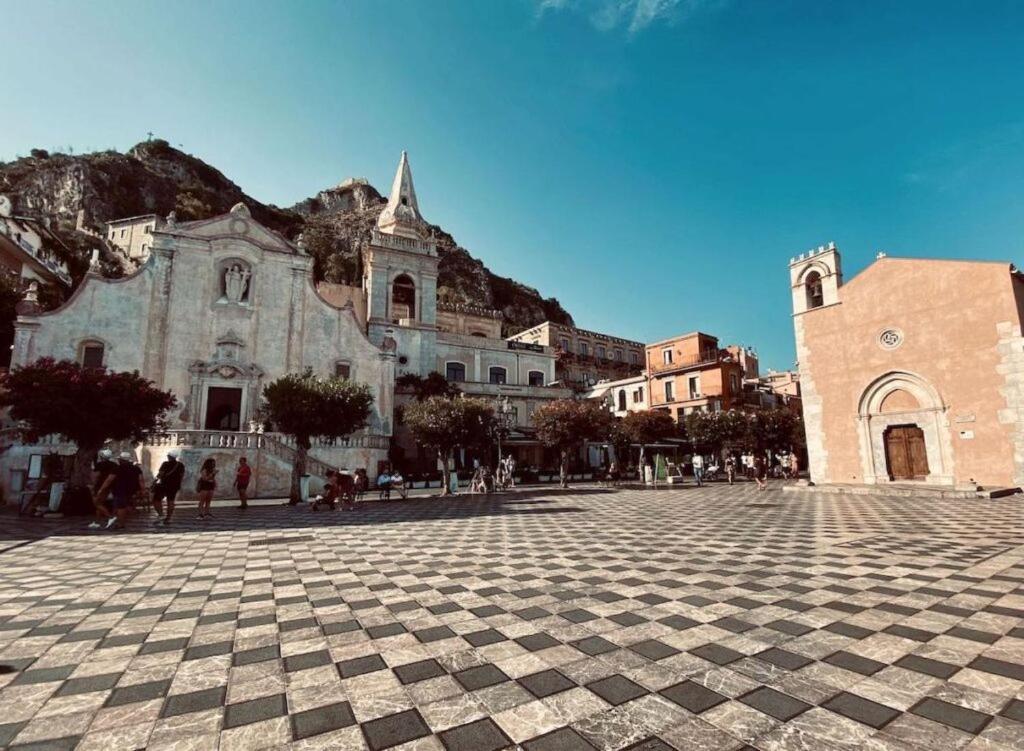 B&B Domus Pina Κατάνια Εξωτερικό φωτογραφία