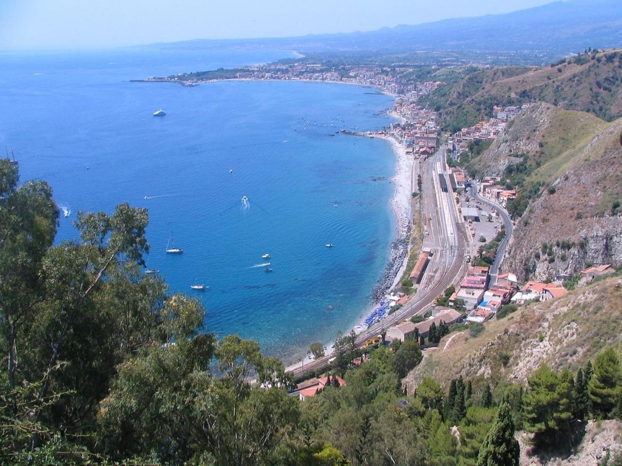 B&B Domus Pina Κατάνια Εξωτερικό φωτογραφία